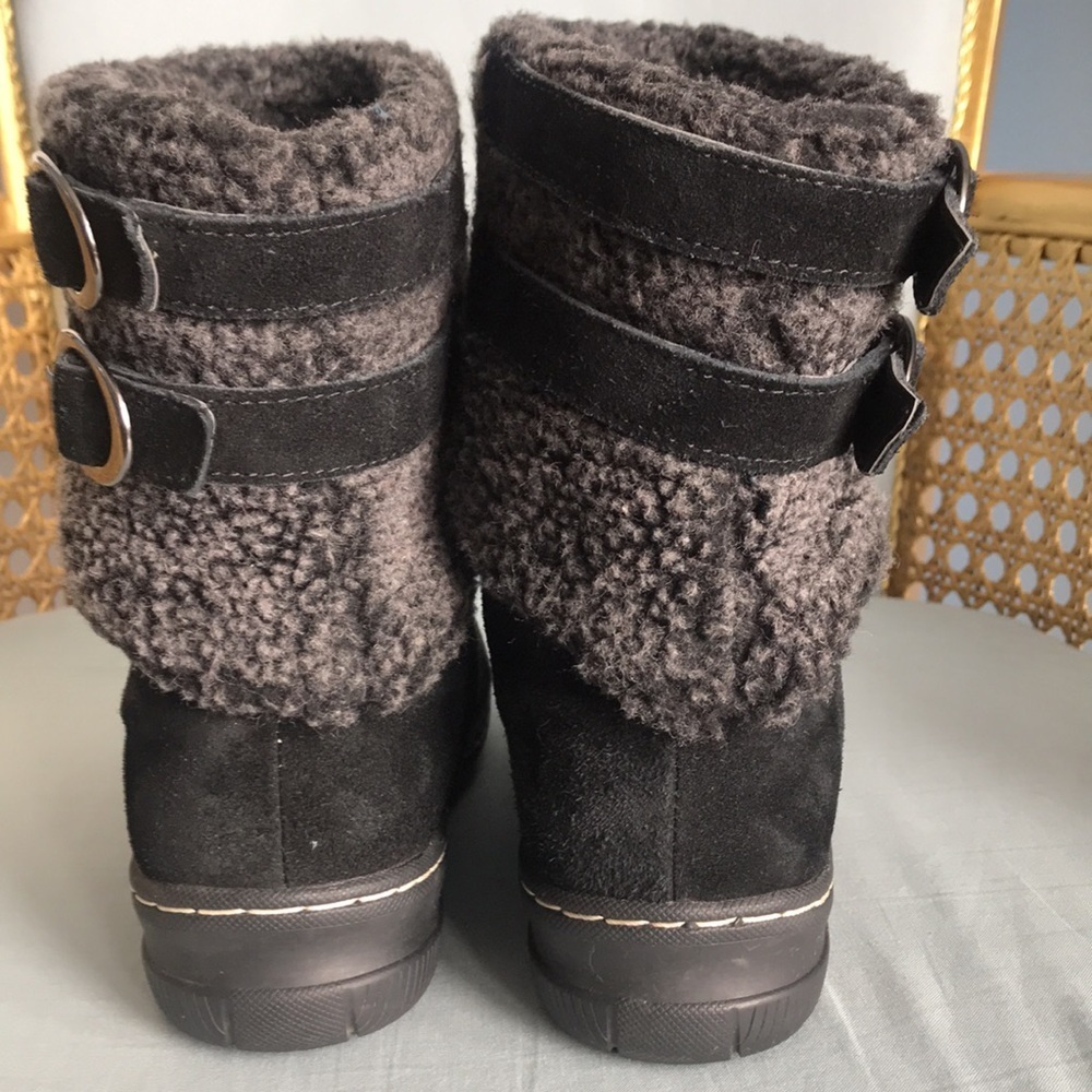 White Mountain black suede faux gray sherpa lined pull on boots size 6.5 - Picture 6 of 11